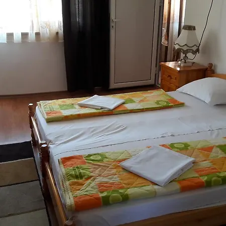 Kostadinovi Casa de hóspedes